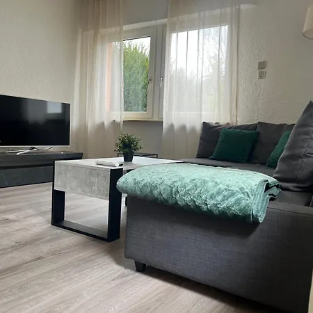 - Am Bahnhof Mit Wlan & Garten Prázdninový dům