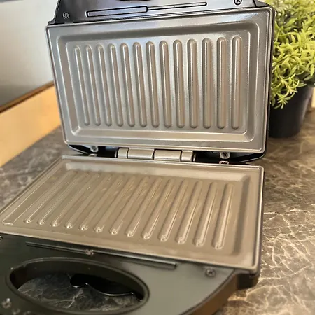 - Am Bahnhof Mit Wlan & Garten Holiday home Kusel