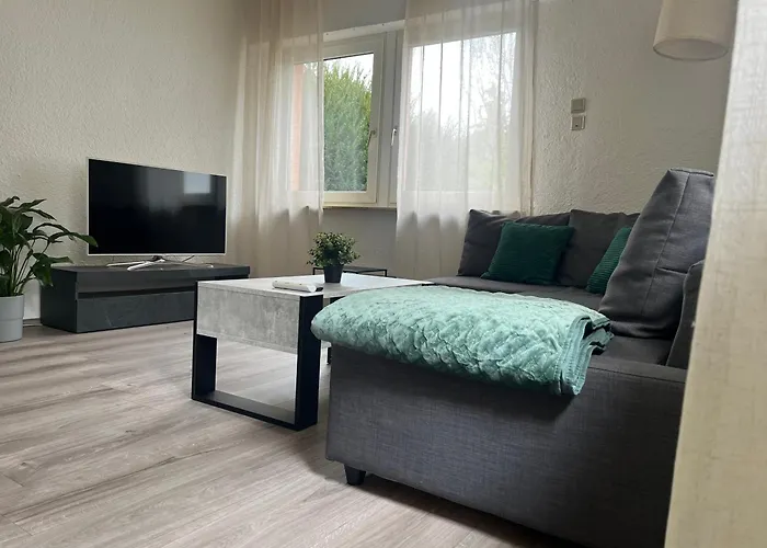 - Am Bahnhof Mit Wlan & Garten Dom wakacyjny